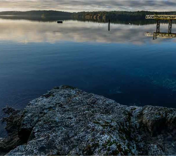 Gene Nery photo of still cove in the islands