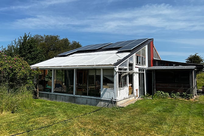 solar shed