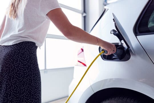 charging an electric vehicle